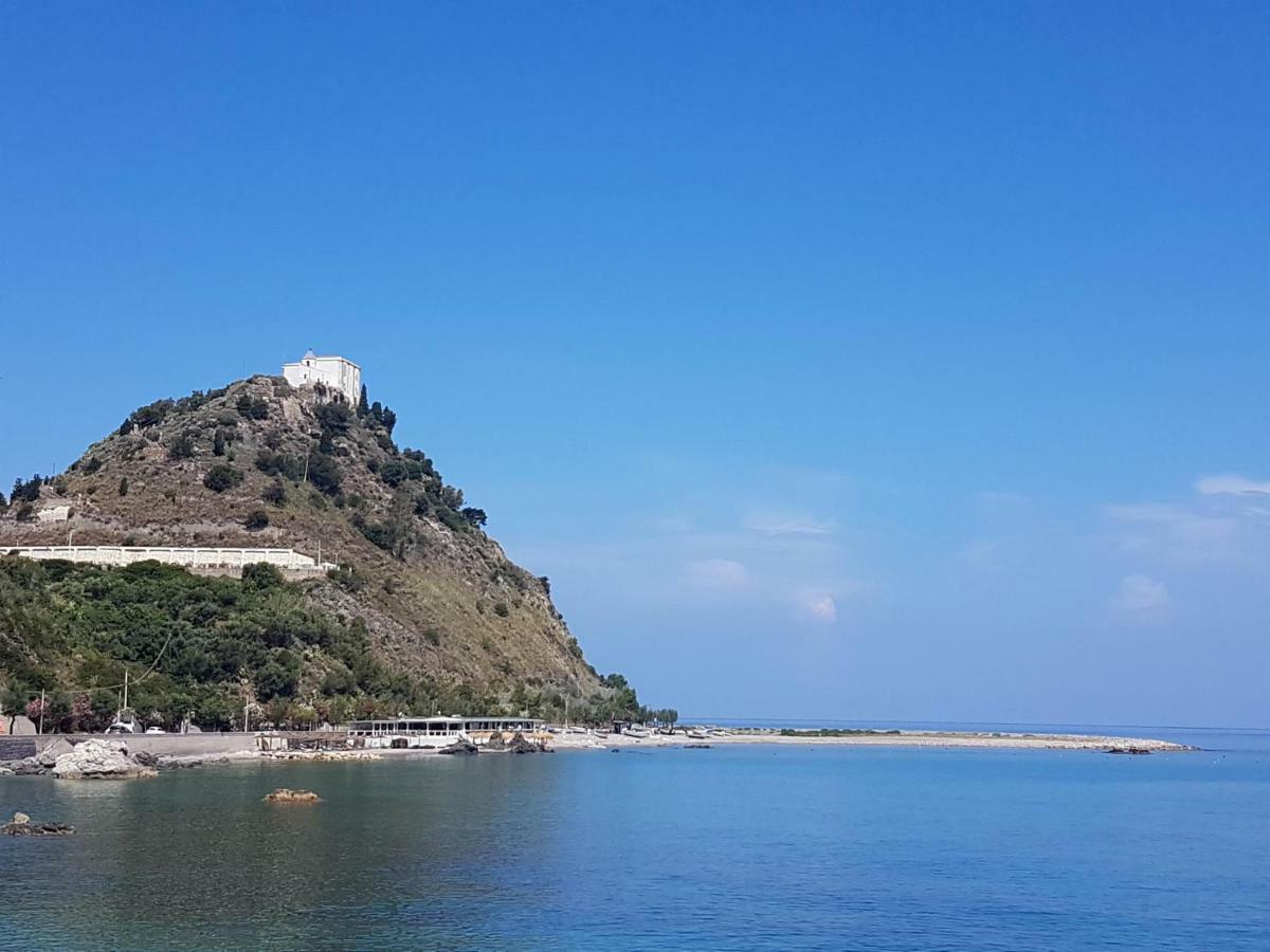 La Casa Di Aurelio Διαμέρισμα Capo dʼOrlando Εξωτερικό φωτογραφία